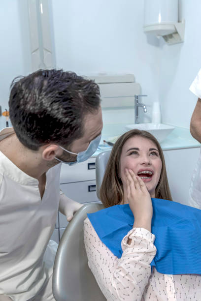Best Broken or Cracked Tooth Emergency Dentist in Glenolden, PA